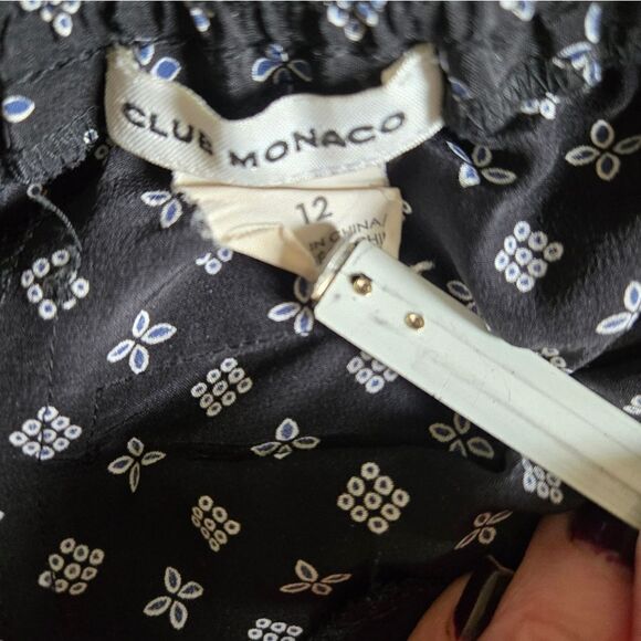 Club Monaco Soft and Silky Black and White Pull on Pants - Picture 6 of 7